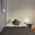 Paris flat,Place d la République